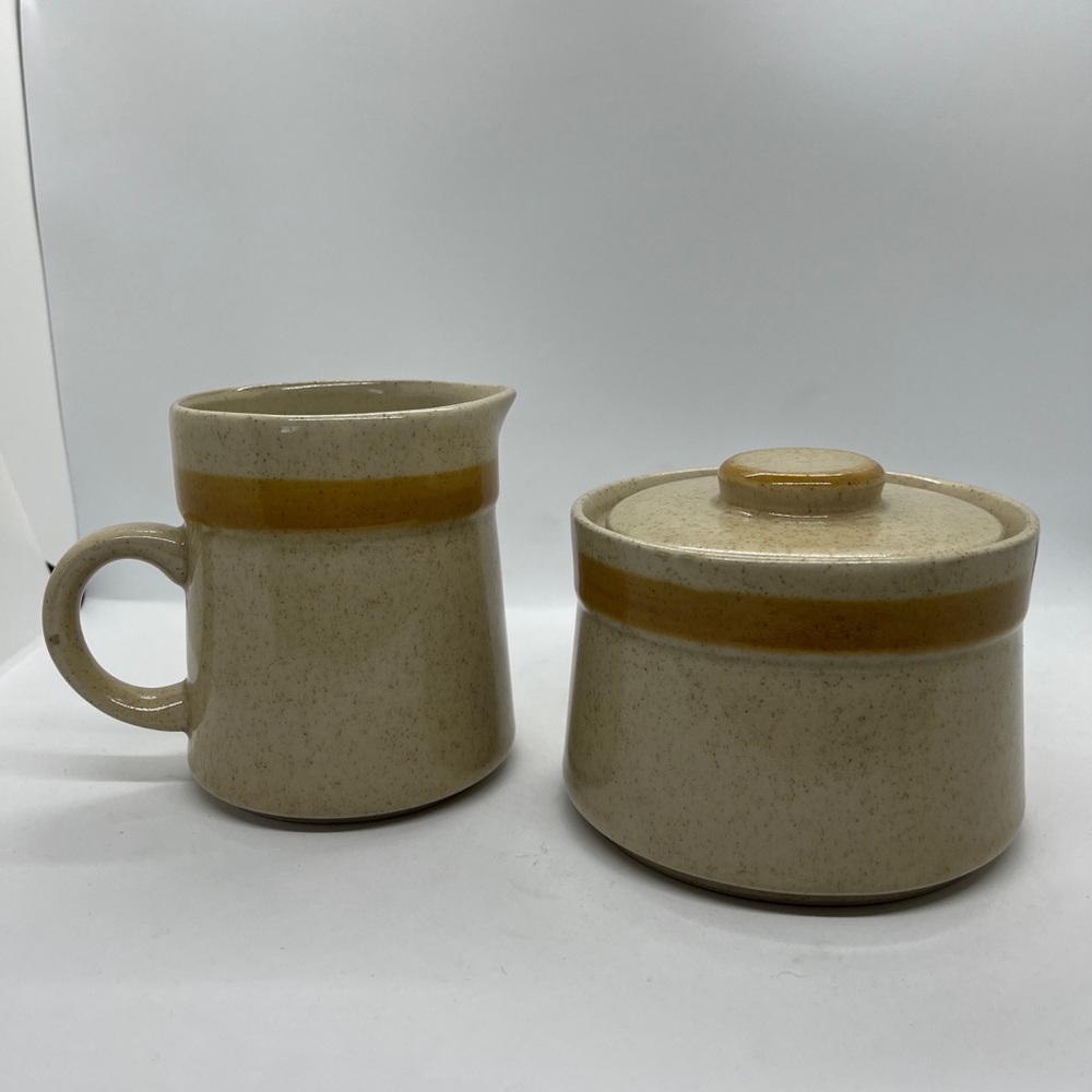 Vintage Creamer/Milk Pitcher And Sugar Bowl/Lid from Statastone Stoneware Japan.